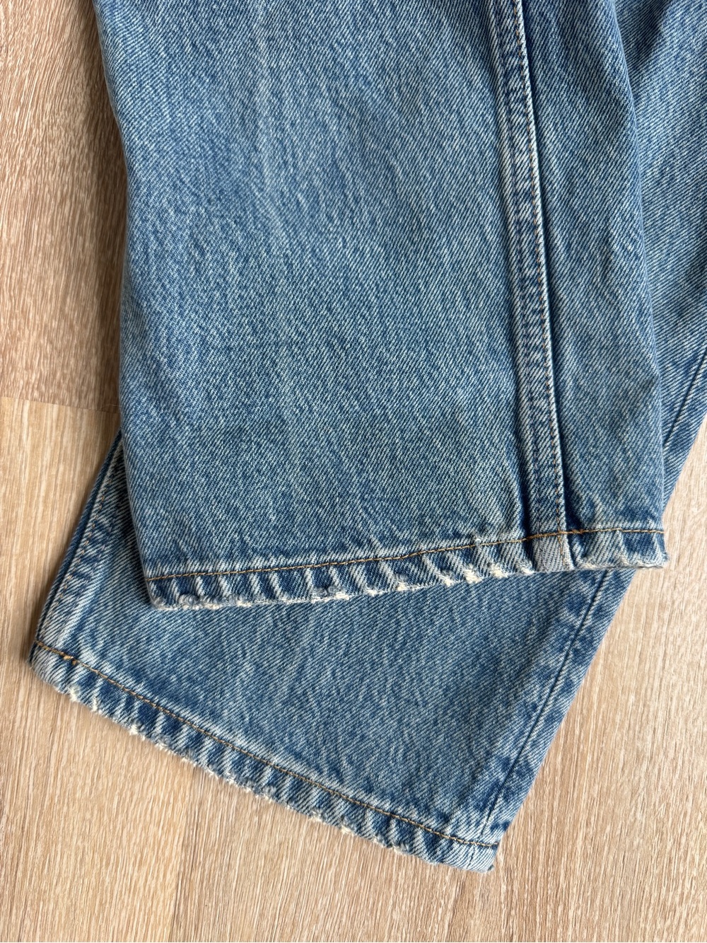 Reformation Jeans addison low rise relaxed 26 maldives wash - Picture 5 of 7